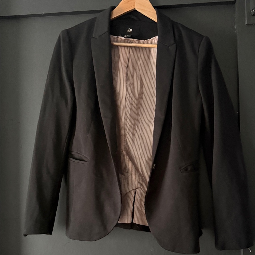 H&M Black Blazer